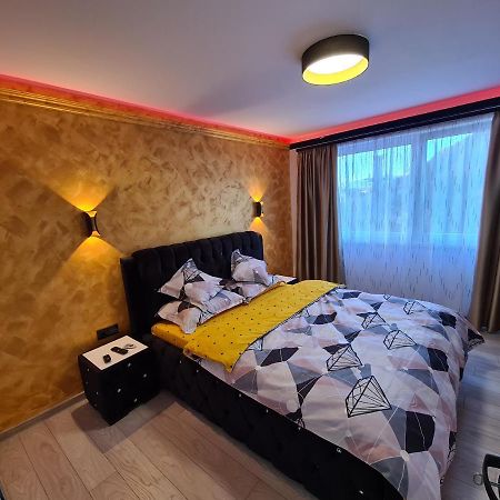 דירות Lupeni  Diamonds House 2 מראה חיצוני תמונה