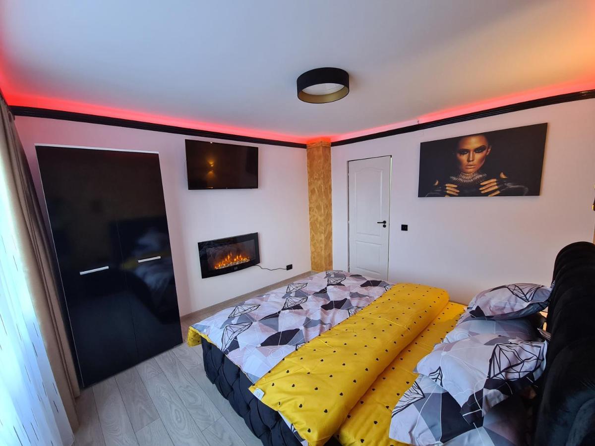 דירות Lupeni  Diamonds House 2 מראה חיצוני תמונה