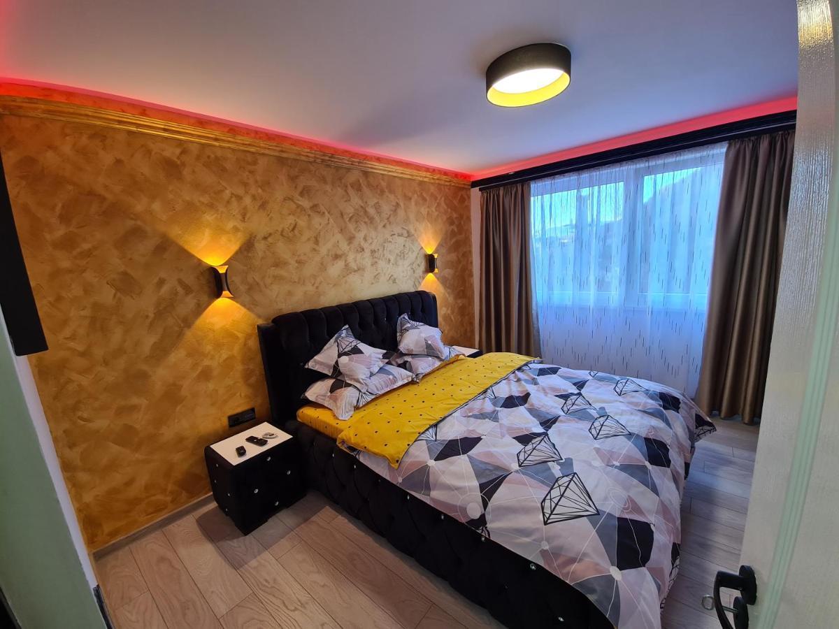 דירות Lupeni  Diamonds House 2 מראה חיצוני תמונה